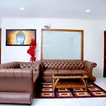 Maplewood Guest House, Neeti Bagh, New Delhiit Is A Boutiqu Guest House - Room 5