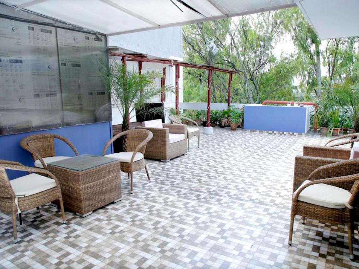 Maplewood Guest House, Neeti Bagh, New Delhiit Is A Boutiqu - 5 2* New Delhi