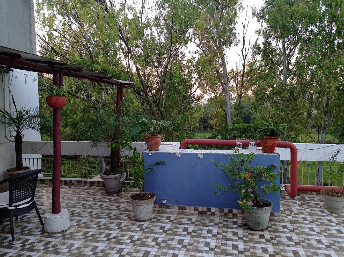 Maplewood Guest House, Neeti Bagh, New Delhiit Is A Boutiqu - 5 2*