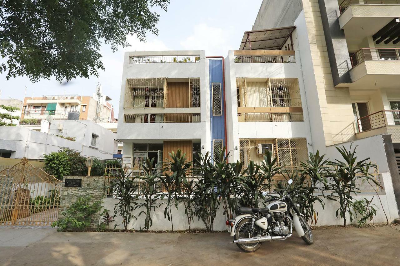 Guest house Maplewood Guest House, Neeti Bagh, New Delhiit Is A Boutiqu - 5 New Delhi