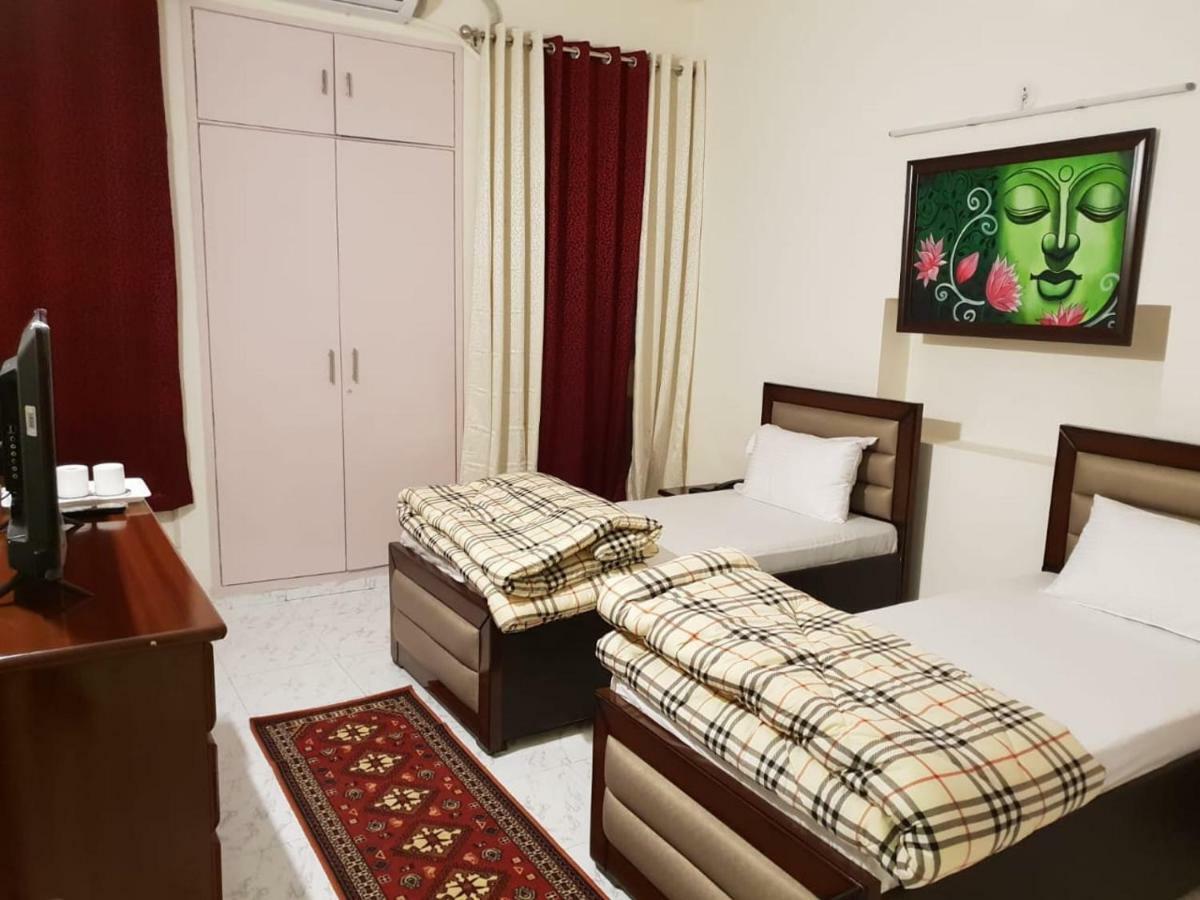 Maplewood Guest House, Neeti Bagh, New Delhiit Is A Boutiqu - 5 Guest house 2*