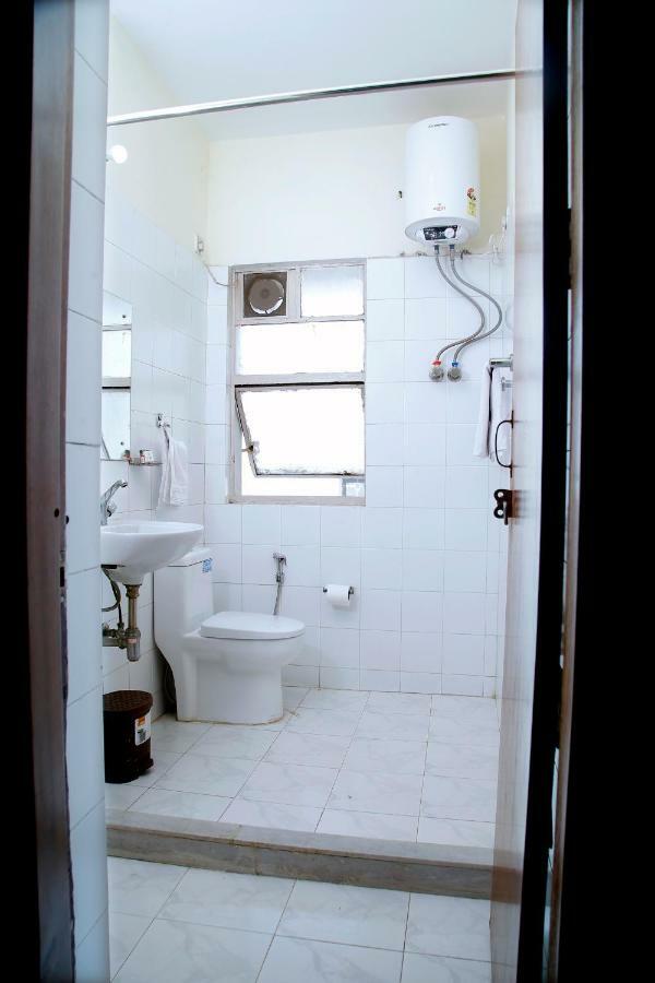 Maplewood Guest House, Neeti Bagh, New Delhiit Is A Boutiqu - 5 Guest house 2*